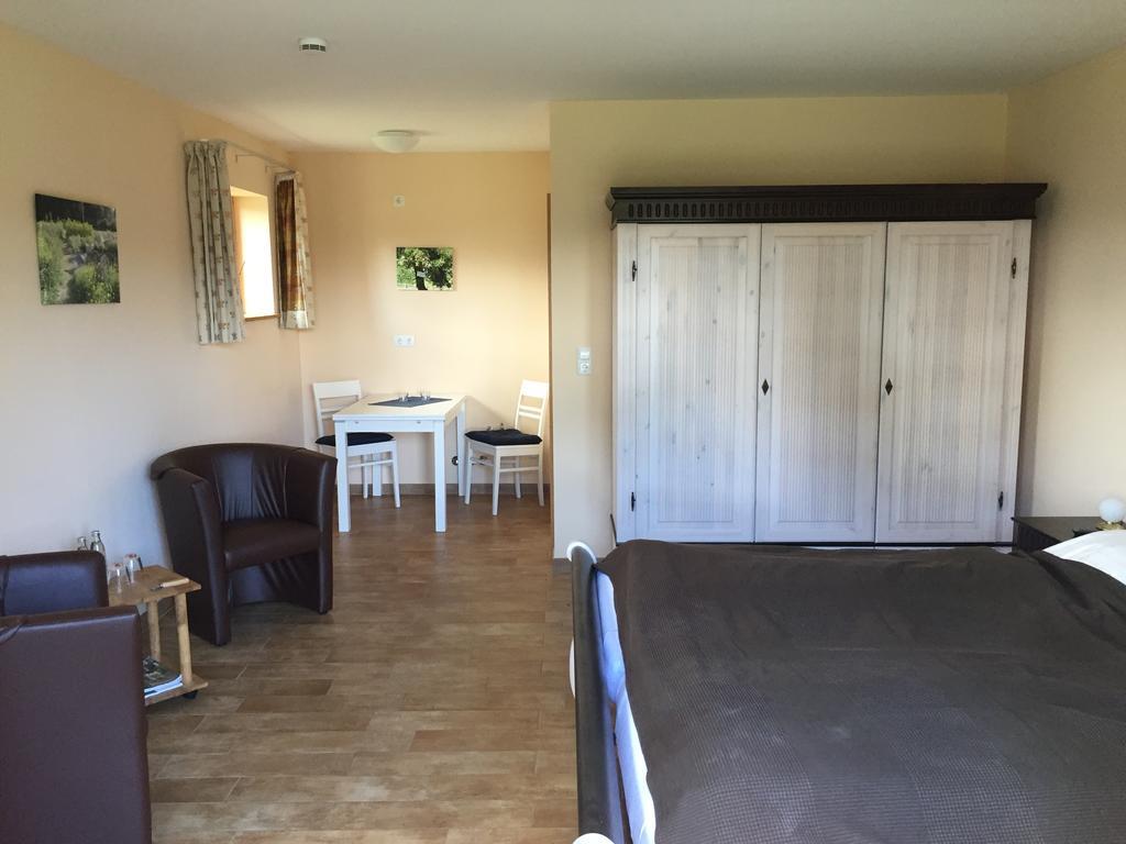 Hof Viehbrook Guest House Hollenbek Bagian luar foto